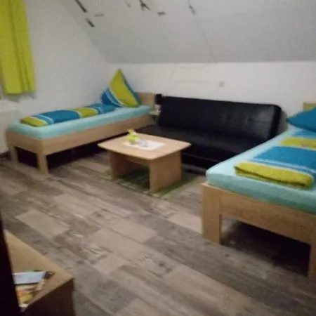 Gaeste Monteurzimmer Haus Suedstadt 民宿 索林根