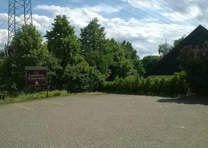 Kwatera prywatna Gaeste Monteurzimmer Haus Suedstadt *